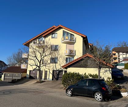 Zuhause über den Dächern – ruhige 3-Zimmer-DG-Wohnung mit 2 Balkonen und Weitblick - top gepflegt