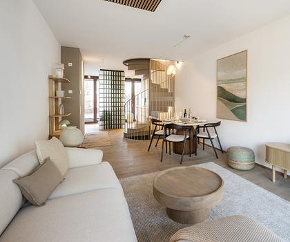 Neubau: Mittelhaus mit Privatgarten und Seeblick