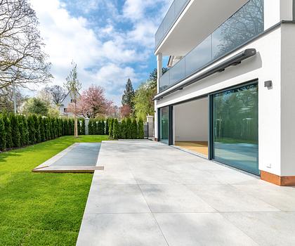 Erstbezug: Luxuriöse 4-Zimmer-Gartenwohnung nahe der Hochleite