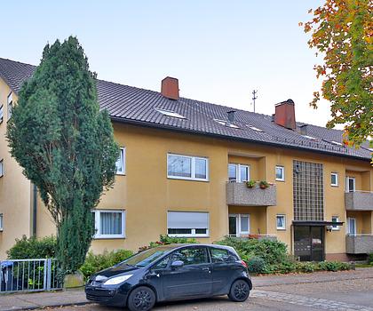 Top-gepflegte EG-Wohnung im Hochparterre: Ideal für Familien mit flexibler Raumaufteilung und Balkon