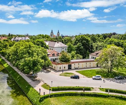Historische Altbauvilla in einmaliger Lage am Nymphenburger Schloss