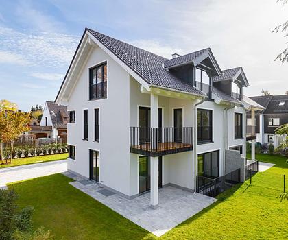 Phantastische Neubau-DHH für die ganze Familie im Grünen