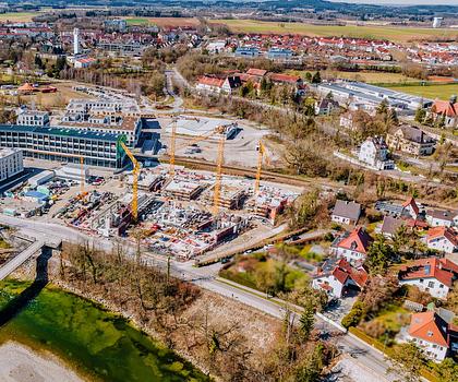 Wohlfühlfaktor inklusive: Phantastische 4-Zimmer-Wohnung mit Lechblick