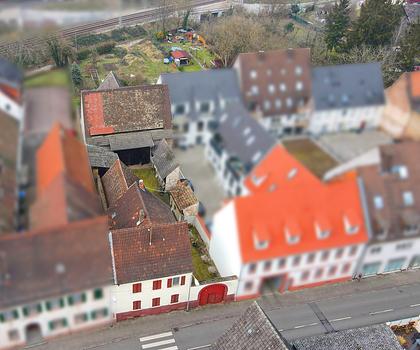 Seltene Gelegenheit für Bauherren, Investoren oder Familien - vielseitig nutzbares Grundstück