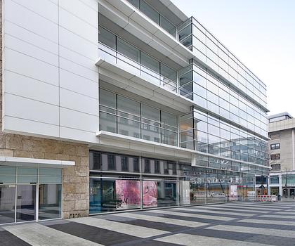 Exklusive und moderne Bürofläche im Richard-Meier-Gebäude an der Einkaufsmeile "Planken"