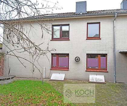 Arztpraxis und "freie" Wohnung zur Eigennutzung/Kapitalanlage in Schiffdorf