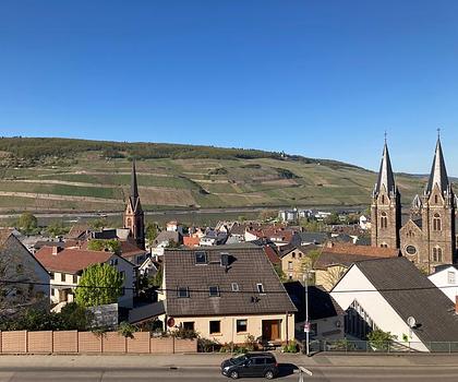 Frisch renovierte 3-Zimmer Wohnung mit 2 Rheinblick-Balkonen in Bingerbrück