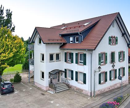 Moderne, renovierte 3-Zimmer-Maisonette-Wohnung in Sasbachwalden