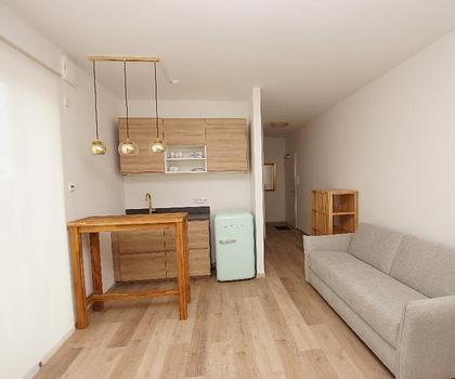 Boarding Apartment oder Büro im Erdgeschoss mit Terrasse und 2 Stellplätzen - Ein Objekt von Ihrem Immobilienpartner SOWA Immobilien und Finanzen