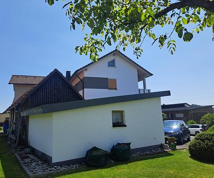 Charmantes Zweifamilienhaus mit großem Garten, in freier Natur, nahe der Universitätsstadt Kronach