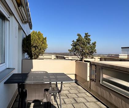 Sonnige Dachterrassenwohnung mit Alpenblick