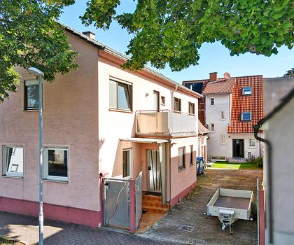 Platz für Ideen: vielseitiges Haus mit 5 Zimmern und zwei Küchen