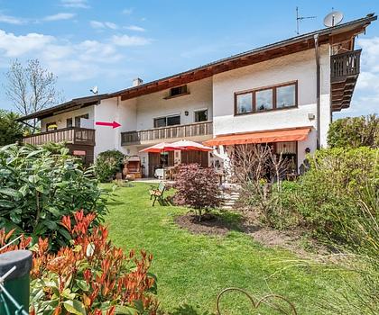 Gepflegte und hochwertige Etagenwohnung mit Panoramabergblick zum Verkauf mit Rückvermietung!