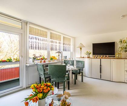 Zur Anlage: Schöne 2-Zi-ETW mit Balkon, auf Nießbrauch, in Berlin-Friedrichsfelde