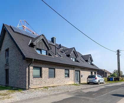 Nahe Düsseldorf:
Hochwertiges Einfamilienhaus mit Einliegerbereich und großem Garten
- Baujahr 2012