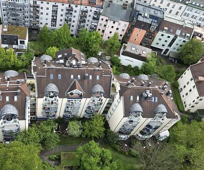 BESTLAGE LEHEL, nahe der Isar: schöne, flexible 5-Zimmer-Wohnung mit ruhigem, idyllischen Innenhof