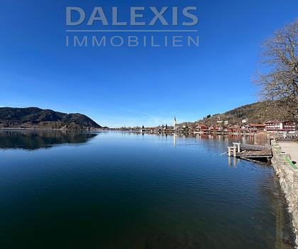 Premiumsegment / Schliersee-Neuhaus:
Traumhaftes Baugrundstück mit Panoramabergblick
- Ca. 1.300 m²