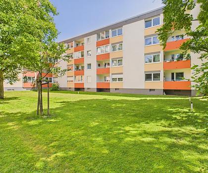 modernisierte, gut geschnittene 5-Zimmer-Wohnung mit Westloggia in einer gepflegten Wohnanlage