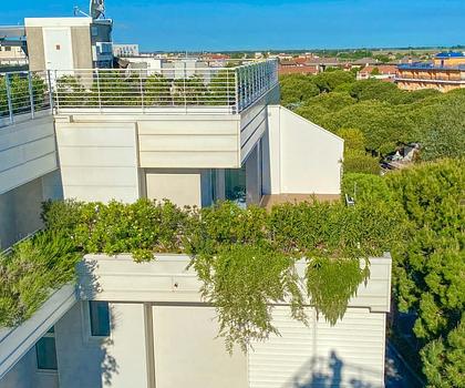 Schickes Penthouse mit Dachterrasse, Whirlpool