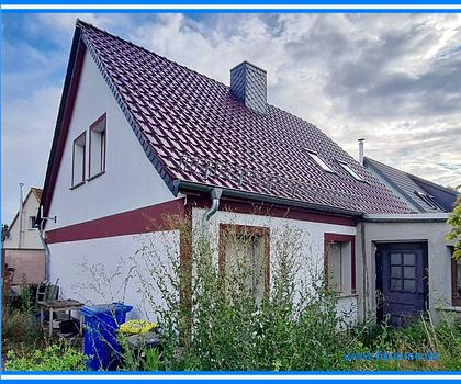 Einfamilienhaus mit Saaleblick