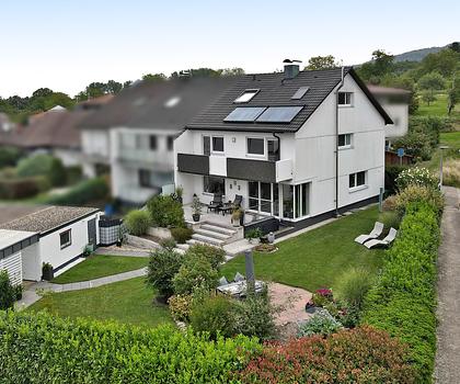 Familienidyll in Malsch mit Kamin, Garten, Terrasse & modernem Ausbau – einziehen & wohlfühlen