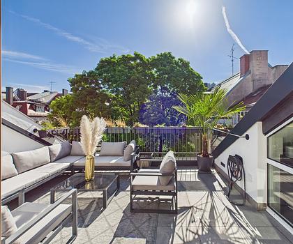 Wohntraum zwischen Haidhausen & Bogenhausen: voll möblierte 4 Zi. Maisonettewohnung mit Dachterrasse