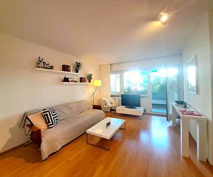 Freie, möblierte 1,5 Zimmer-Wohnung in Sendling, mit sehr guter UBahn-Anbindung (U3/U6).
