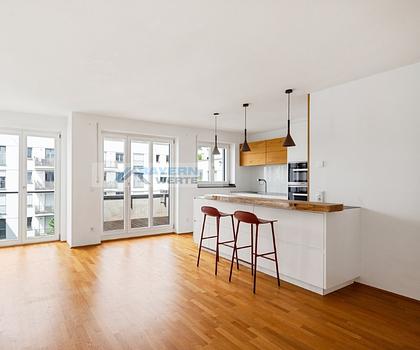 Gemütliche Wohnung mit Einbauküche am Luitpoldpark ideal für Kleine Familien & Paare zur Miete