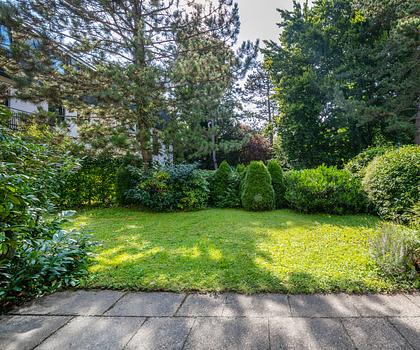 Charmante 3-Zimmer-Gartenwohnung mit Gestaltungspotenzial in Bestlage am Schlosspark