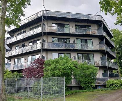 Kapitalanlage oder Eigenbezug: 2-Zimmer-Wohnung mit Dachterrasse - Einbauküche & Top-Lage in Hürth