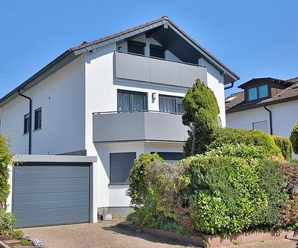 Mehrfamilienhaus mit guter Rendite in begehrter Wohnlage für Kapitalanleger !