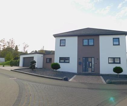Ürzig a.d.Mosel - wenn Sie exklusives Wohnen lieben - modernes u. top ausgestattetes Einfamilienhaus zur Miete