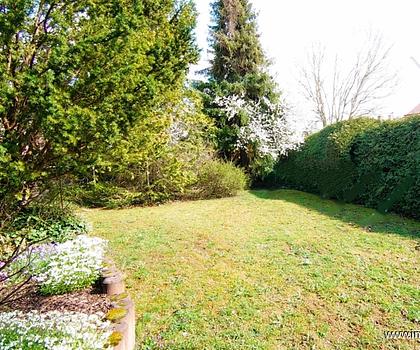 Sonniges Süd-Grundstück mit Altbestand in belebter Lage von Starnberg-Söcking!