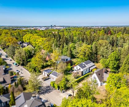 Hochklassiges Architektenhaus mit traumhaftem Garten und Wärmepumpe in Bestlage