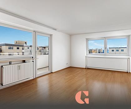 Ganz Oben ist es am schönsten !! bezugsfreie und lichterfüllte Wohnung Nähe Ostpark