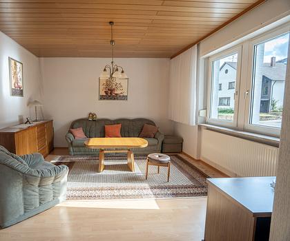 Vielseitiges 1–2-Familienhaus in Untergrombach – Platz für Ideen, Familie und Gartenfreunde