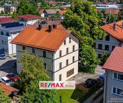 Kapitalanlage mit Perspektive: 7 vermietete Einheiten in gefragter Lage in Holzkirchen