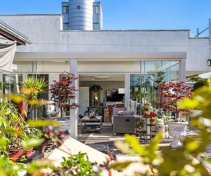 Atemberaubende 3-Zimmer-Wohnung in Forstenried mit großer Dachterrasse