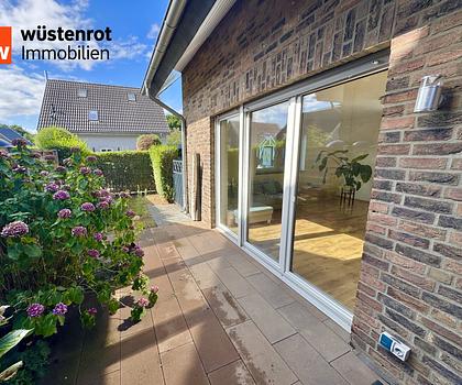 Modernes Einfamilienhaus mit Stil und Wohlfühlatmosphäre