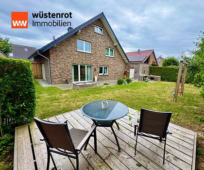 Modernes Wohnerlebnis im Grünen – Doppelhaushälfte in Kevelaer-Winnekendonk