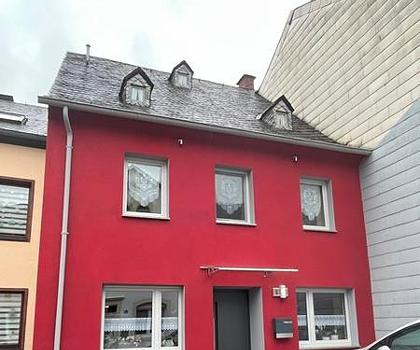 Trier Ehrang - top saniertes EFRH mit schönem Garten u. 2 Stellplätzen in ruhiger,zentraler Randlage