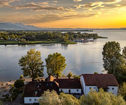 Exklusives Seegrundstück mit Gastro- und Hotelbetrieb - Potenzial zur Aufstockung oder Neubebauung