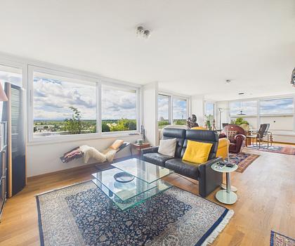 Dachterrassen-Traum mit atemberaubenden Ausblick auf die Alpenkette und ganz München