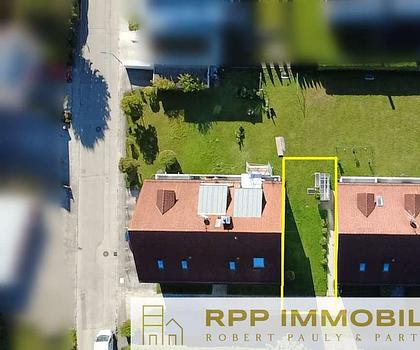 Attraktives Baugrundstück mit Baugenehmigung für ein MFH mit 6 Wohnungen in Top-Lage von Eching