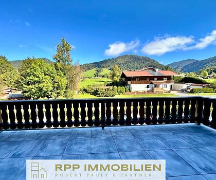 Provisionsfrei: Möblierte FeWo mit Dachterrasse in Reit im Winkl