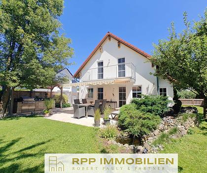 Einzigartiges Einfamilienhaus mit Traumgarten und Wohlfühlambiente – ein Zuhause zum Verlieben