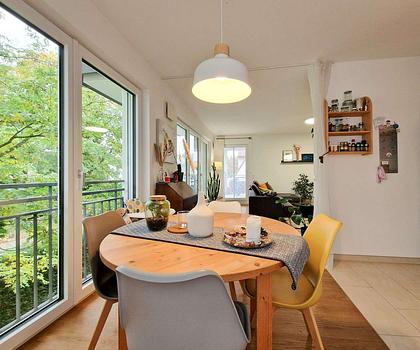 Neuwertige Traumwohnung in feinster Lage von Obermenzing.