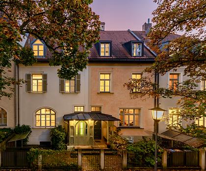 Rarität in idyllischer Toplage: Charmantes Gerner Stadthaus von ca. 1900 mit Westgarten