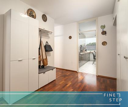 Lichterfüllt und groß: Wunderschön ruhig gelegene 4-Zimmer-Wohnung mit 2 Balkonen im Münchner Umland