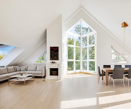 Lichterfüllte Maisonette mit grandioser Dachterrasse und direktem Liftzugang